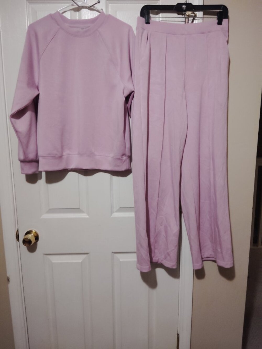 VSX Victoria's Secret Women's Lilac Lounge Set 2 piece sweatshirt Wide Leg pants - Picture 4 of 5